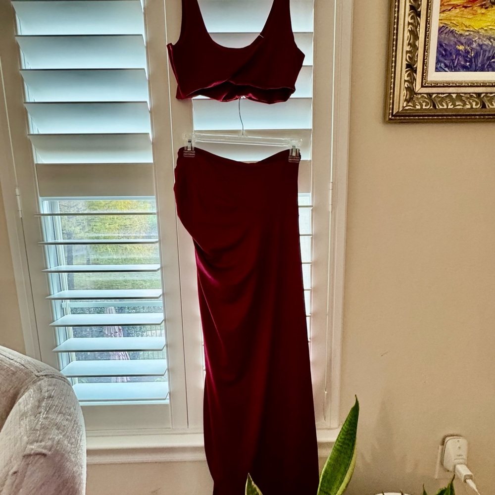 Sleeveless Summer Solid Burgundy Crop Top Draped Ruched Maxi 2 Piece Set Medium